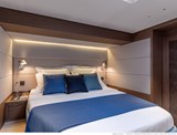 Lagoon Sixty 7 - port cabin
